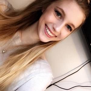 Meet your Posher, Marissa